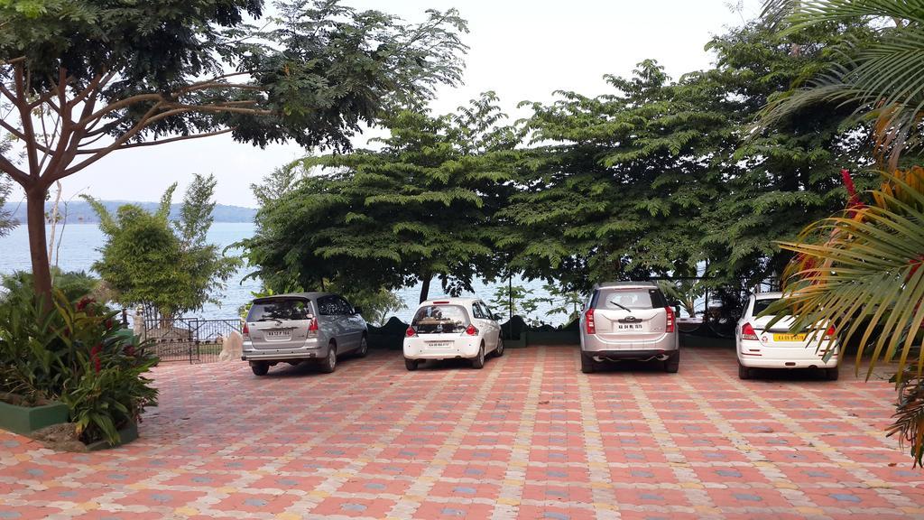 Coorg Jungle Camp Resort Suntikoppa エクステリア 写真